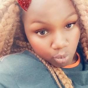 Meet your Posher, Charlene